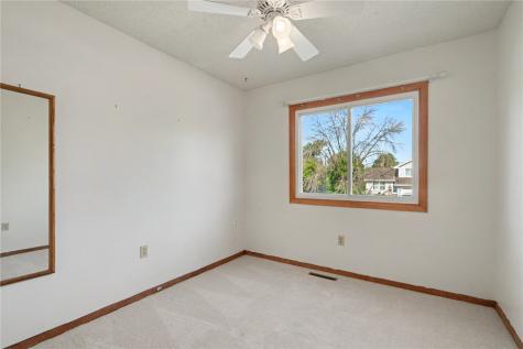 521 Zelda Drive NW Cedar Rapids IA 52405