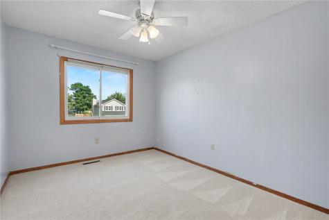 521 Zelda Drive NW Cedar Rapids IA 52405
