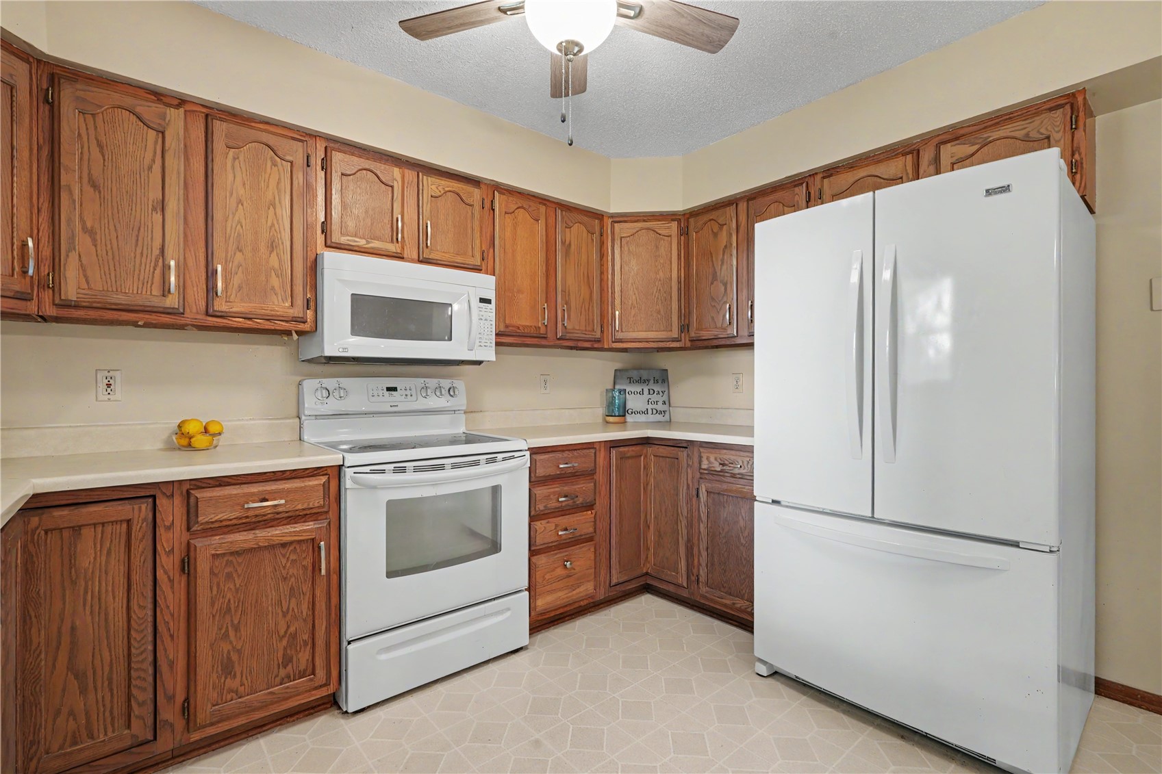 521 Zelda Drive NW Cedar Rapids IA 52405