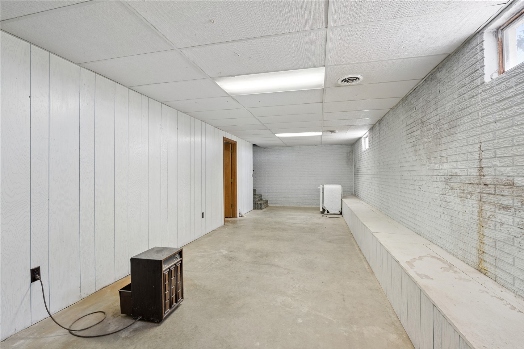 1347 Pp Avenue Marengo IA 52301