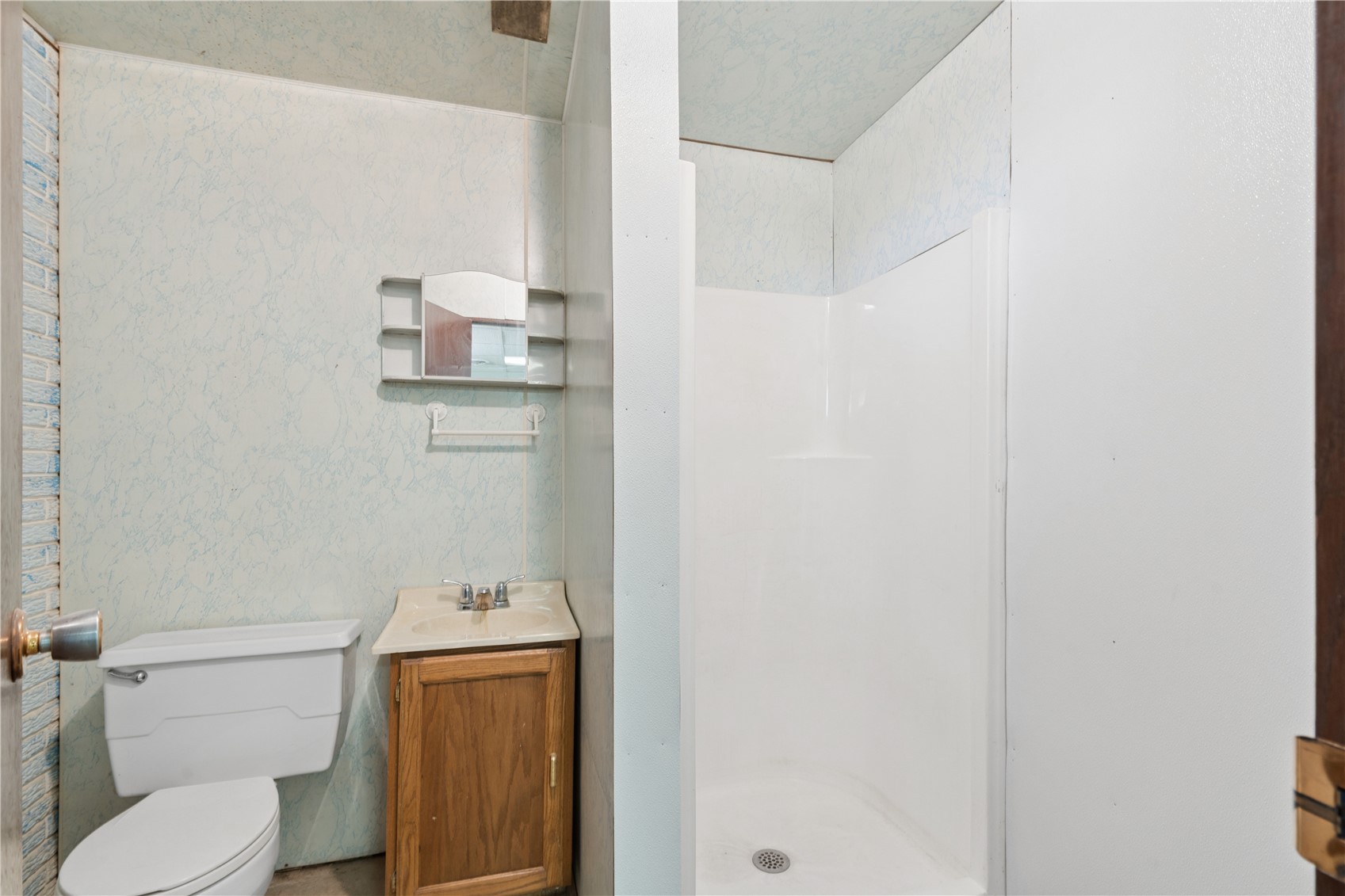 1347 Pp Avenue Marengo IA 52301