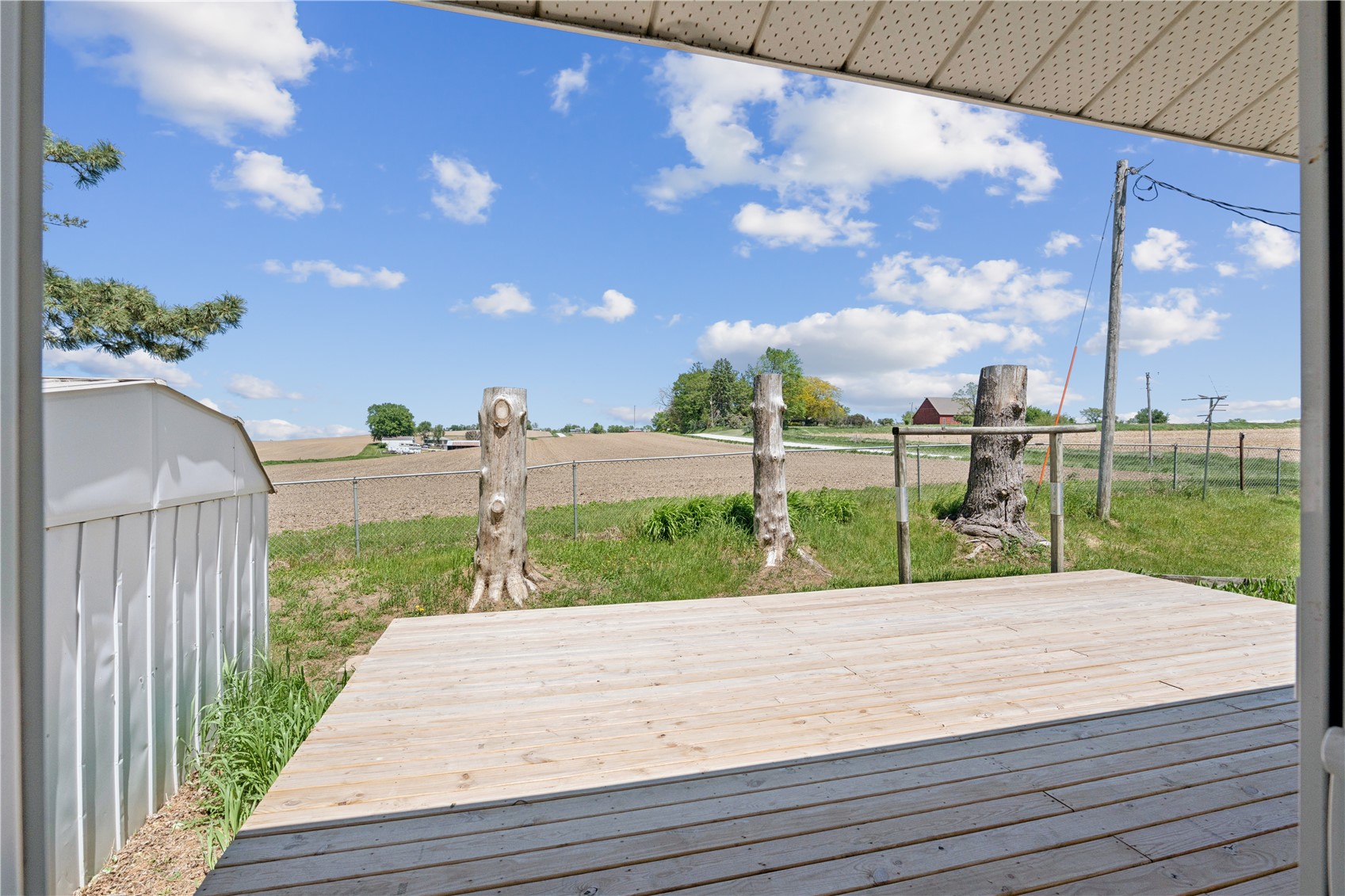 1347 Pp Avenue Marengo IA 52301