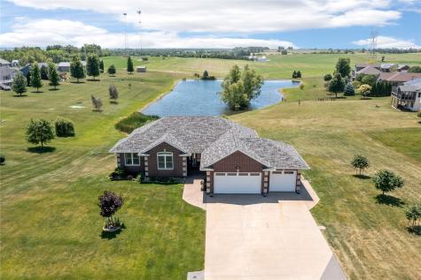 1490 Ridgeview Avenue West Liberty IA 52776