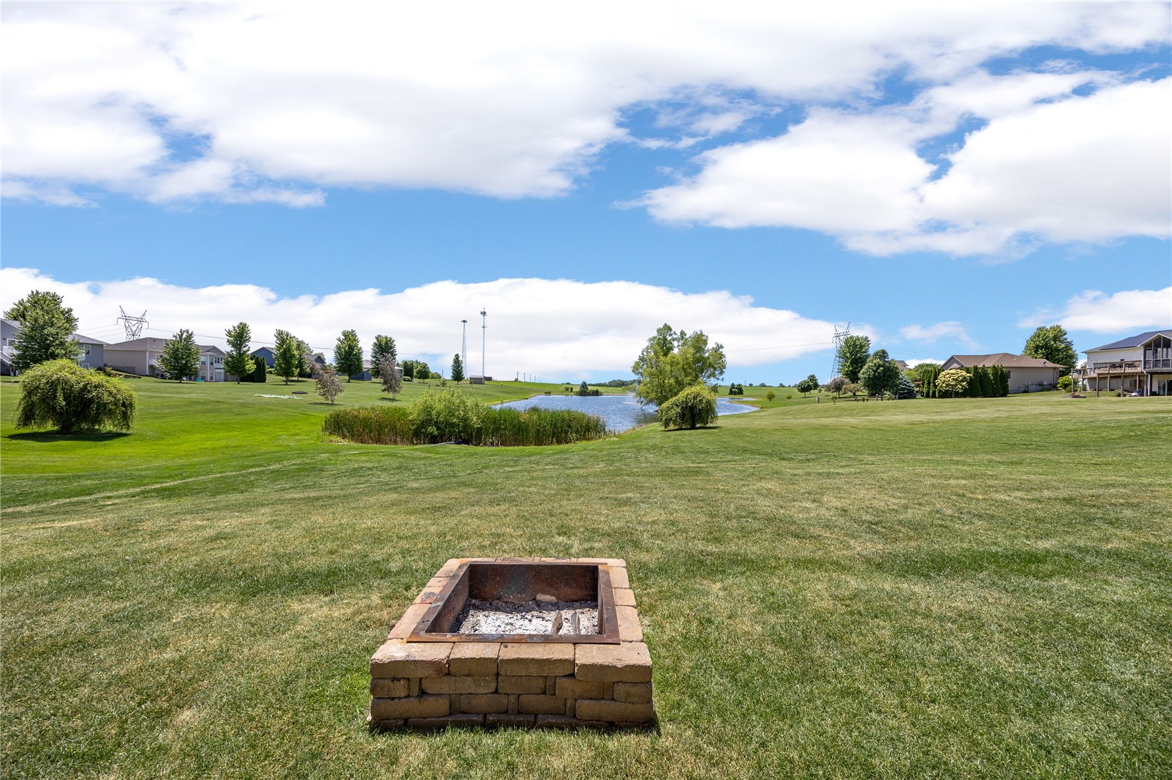 1490 Ridgeview Avenue West Liberty IA 52776