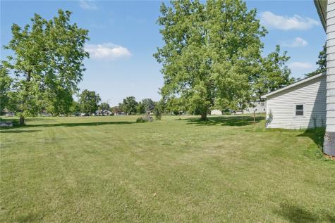 209 Hayes Street W Hazleton IA 50641