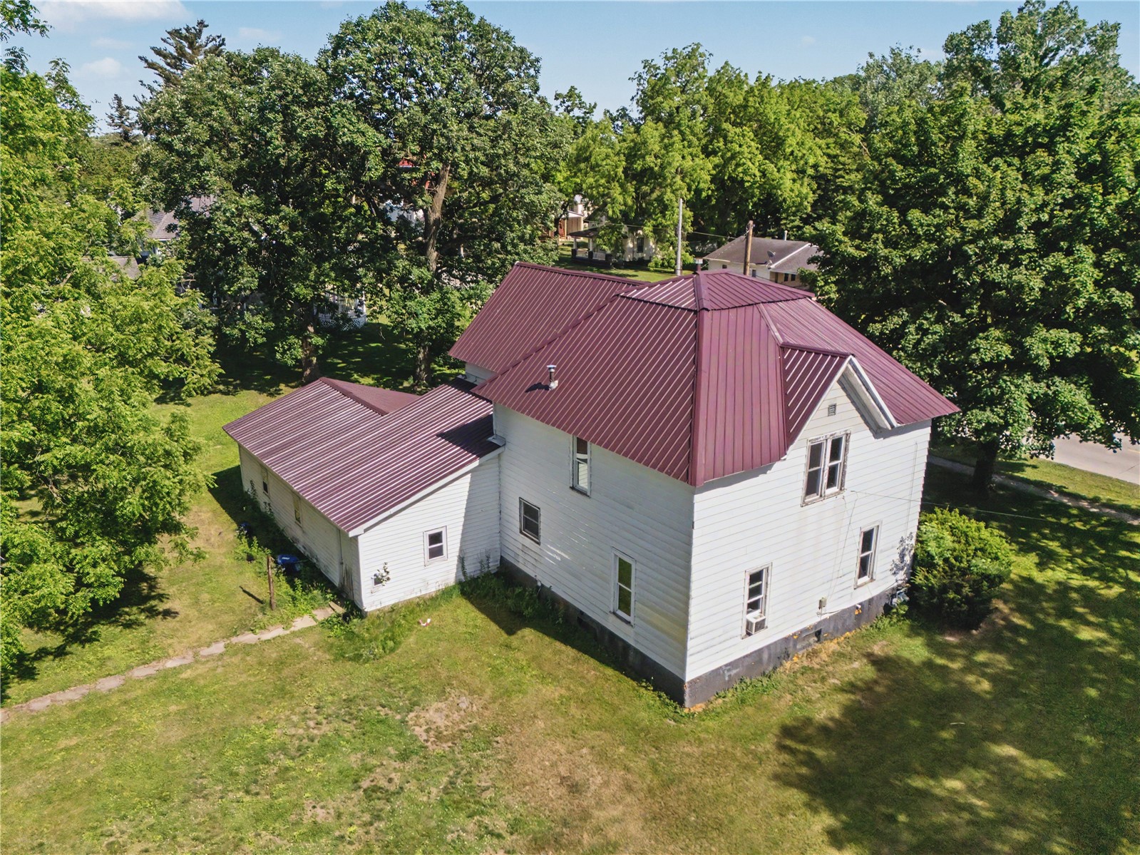 209 Hayes Street W Hazleton IA 50641