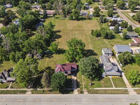 209 Hayes Street W Hazleton IA 50641