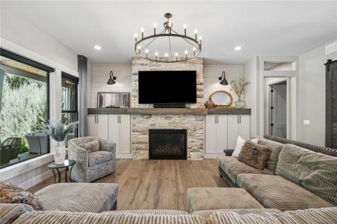 7019 Cottage Ridge Court NE Cedar Rapids IA 52411