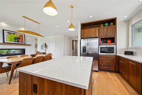 4036 Peridot Drive Marion IA 52302