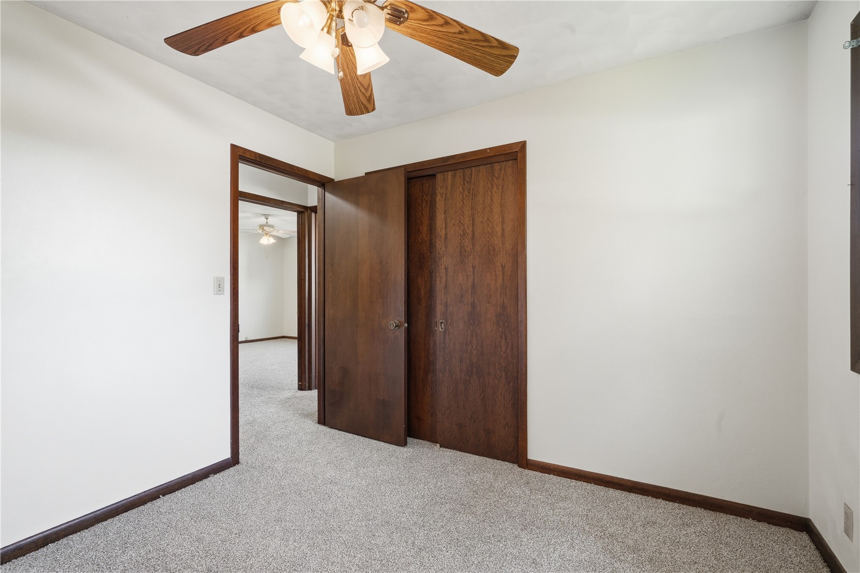 553 6th Street N Central City IA 52214