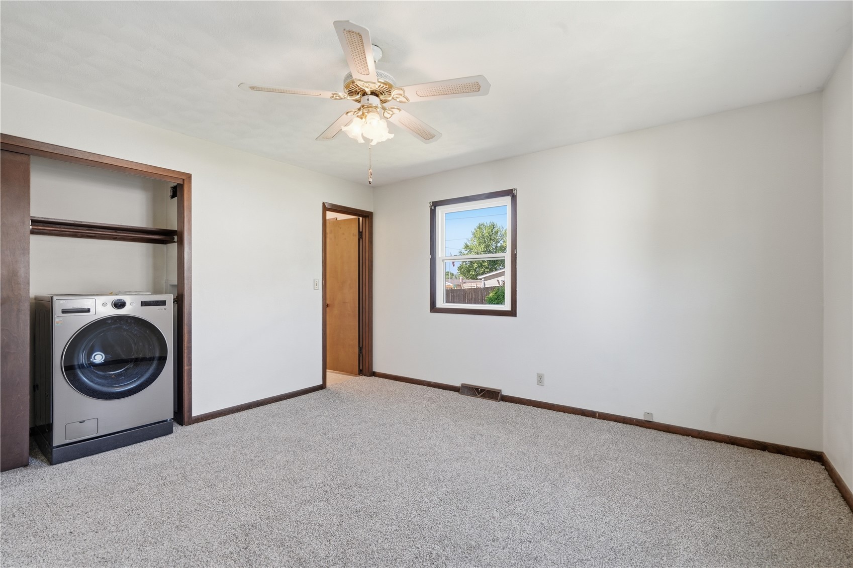 553 6th Street N Central City IA 52214