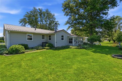 553 6th Street N Central City IA 52214