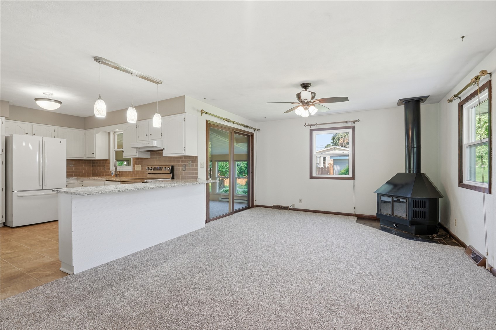 553 6th Street N Central City IA 52214