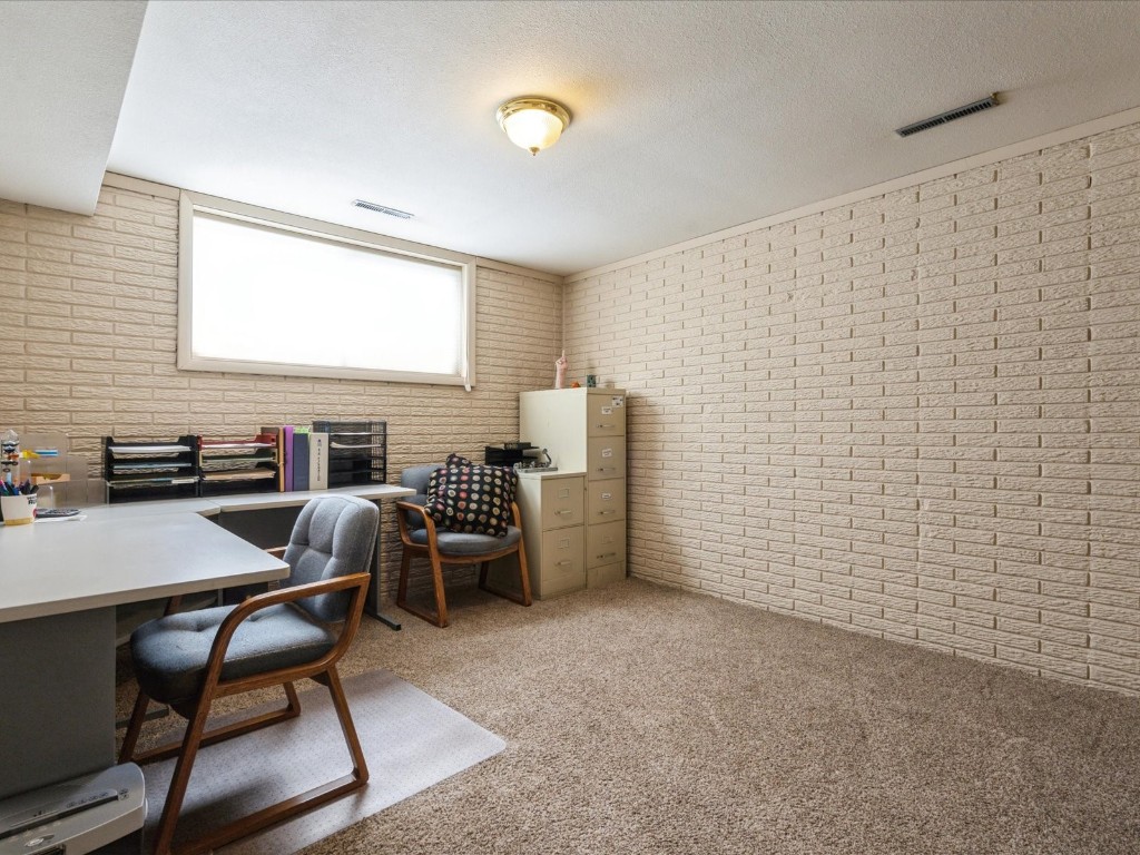 770 S 12th Street Marion IA 52302