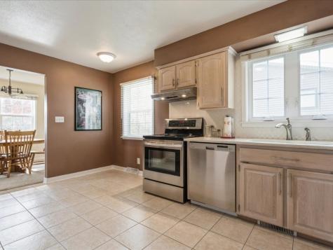 770 S 12th Street Marion IA 52302