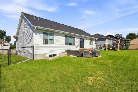 1623 Bobcat Drive NW Cedar Rapids IA 52405