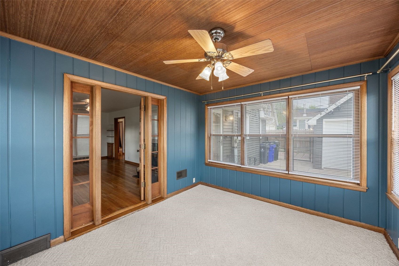 2640 5th Avenue Cedar Rapids IA 52403