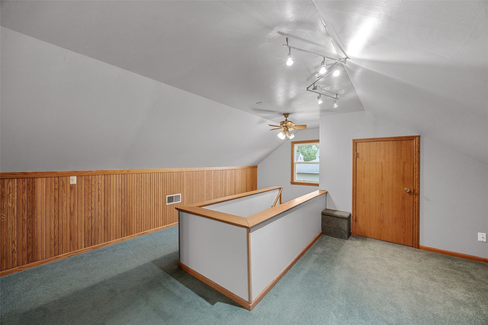 2640 5th Avenue Cedar Rapids IA 52403