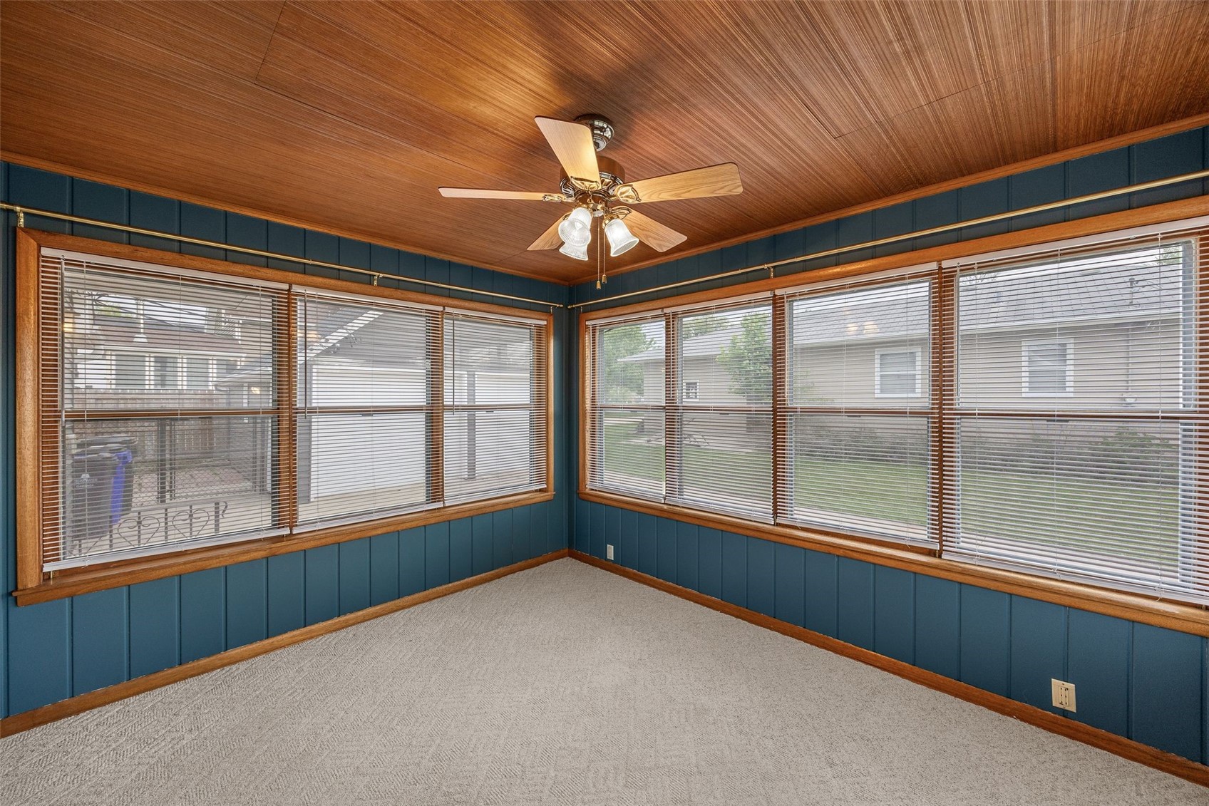 2640 5th Avenue Cedar Rapids IA 52403