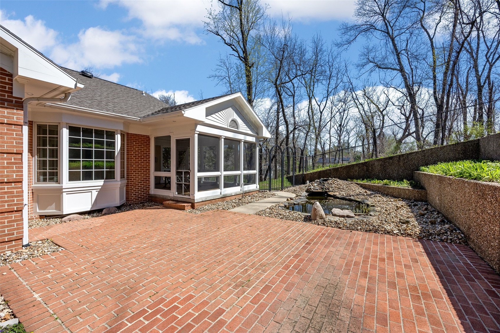 2010 Spoon Creek Court SE Cedar Rapids IA 52403