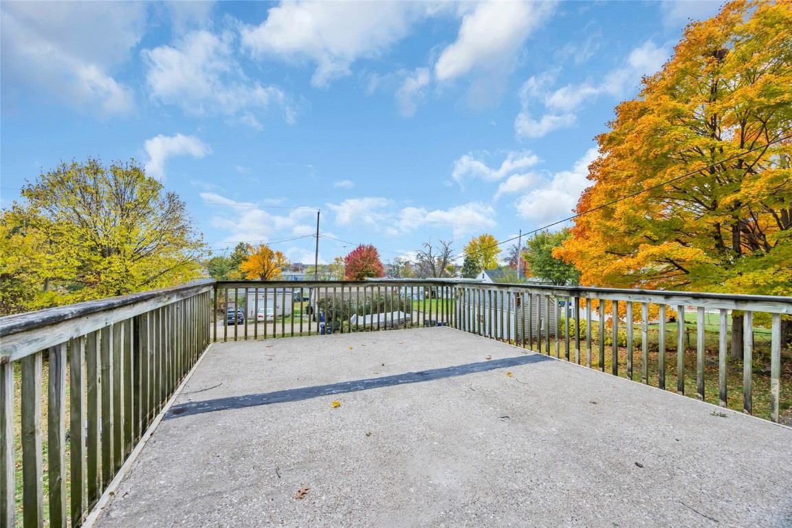 1839 K Avenue NE Cedar Rapids IA 52402