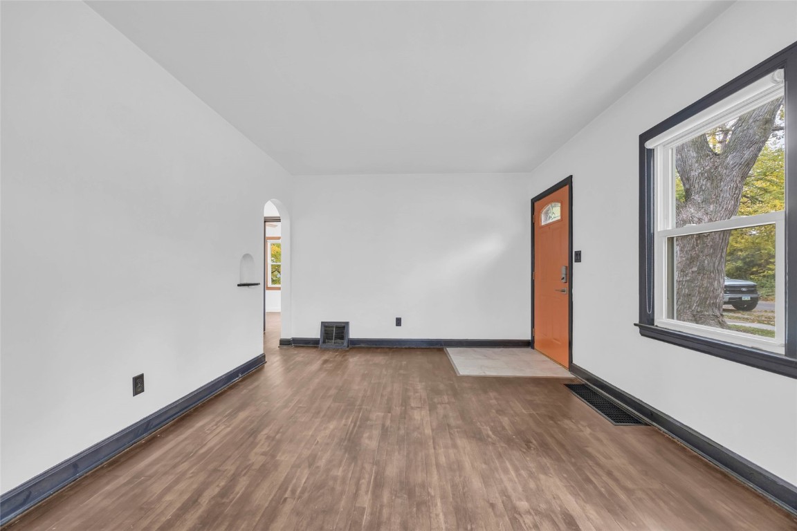 1839 K Avenue NE Cedar Rapids IA 52402