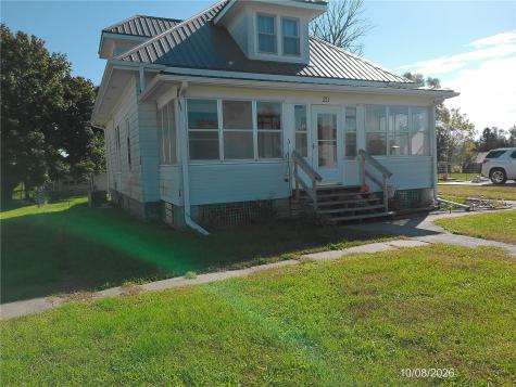211 Lafayette Street Harper IA 52231