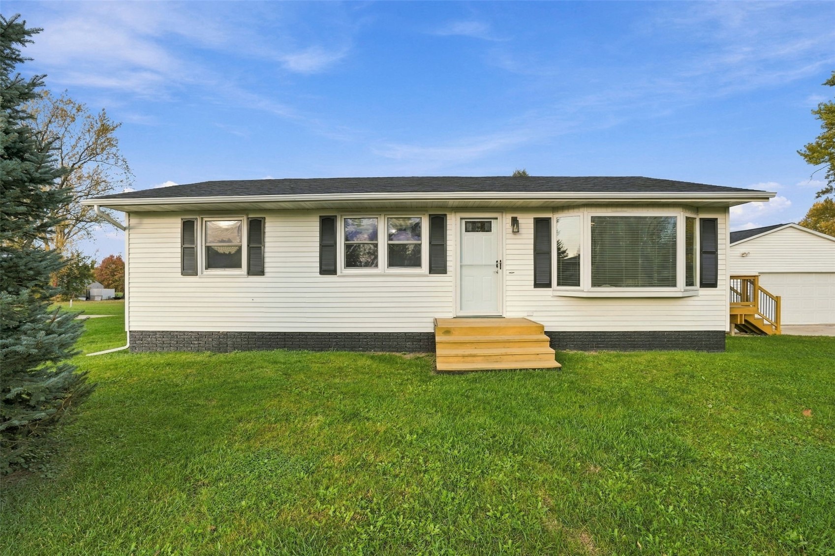 100 S Ely Street Walker IA 52352