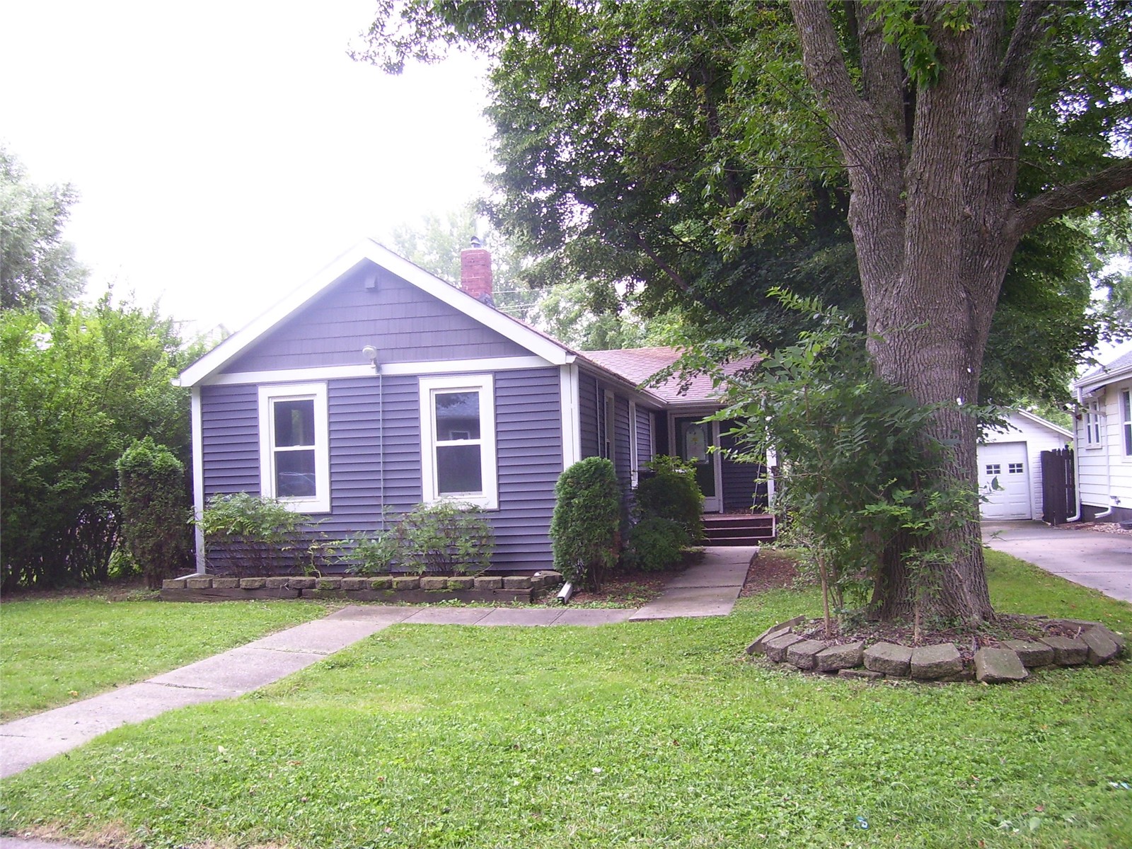 1817 H Street Iowa City IA 52240