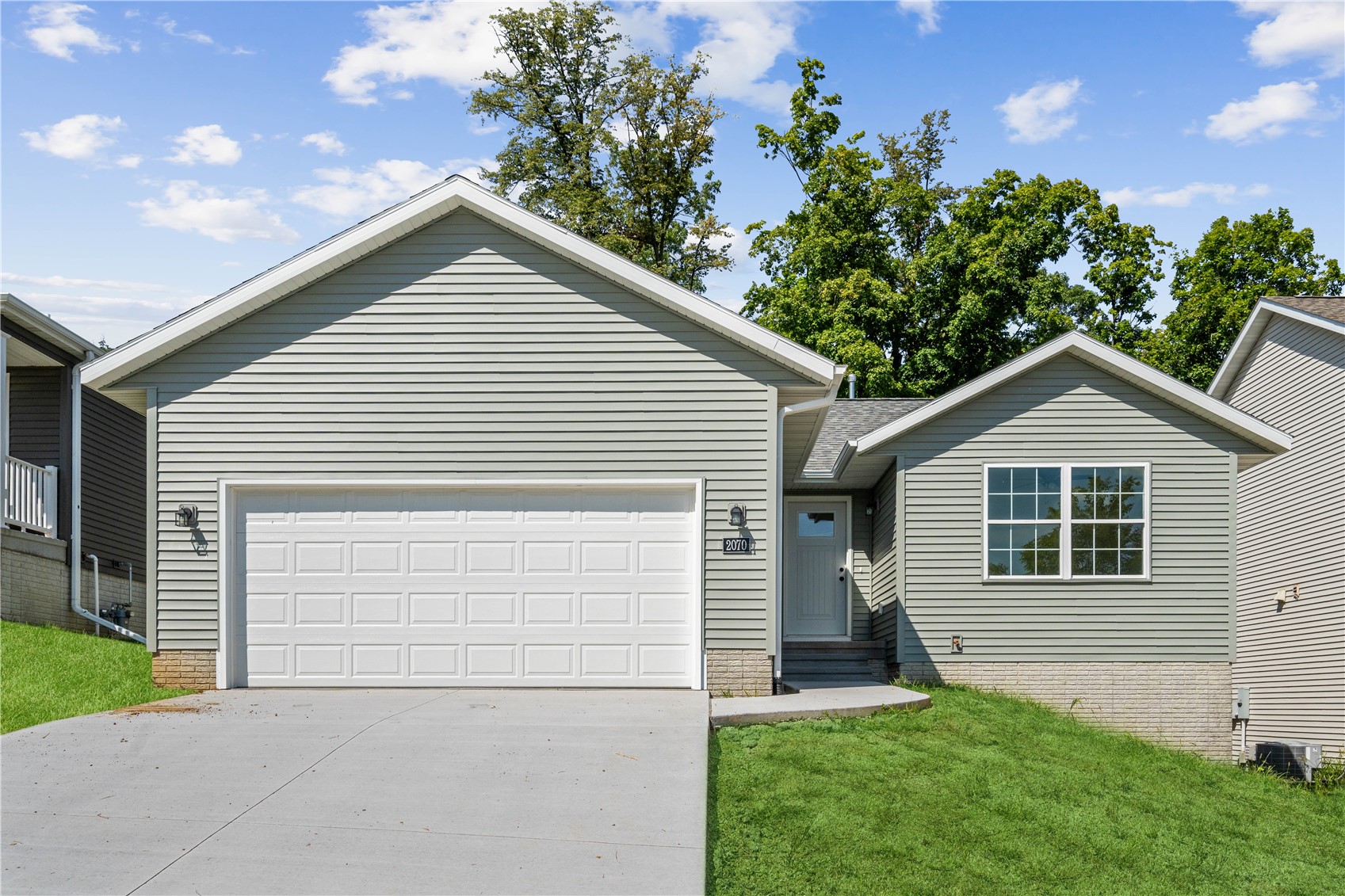 2026 Sugar Creek Drive NW Cedar Rapids IA 52405