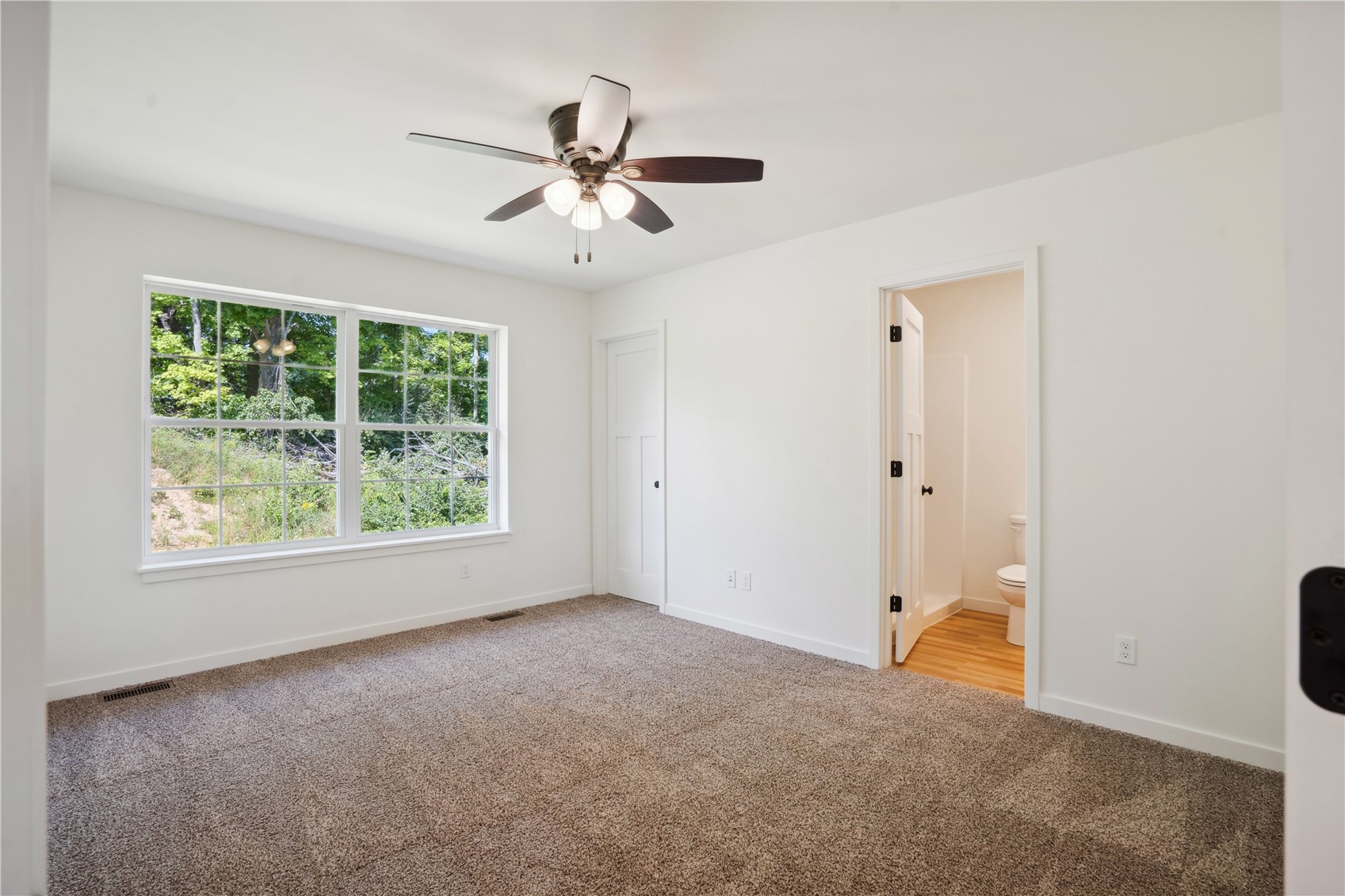 2026 Sugar Creek Drive NW Cedar Rapids IA 52405