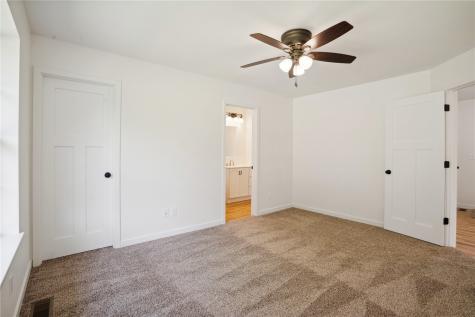 2026 Sugar Creek Drive NW Cedar Rapids IA 52405