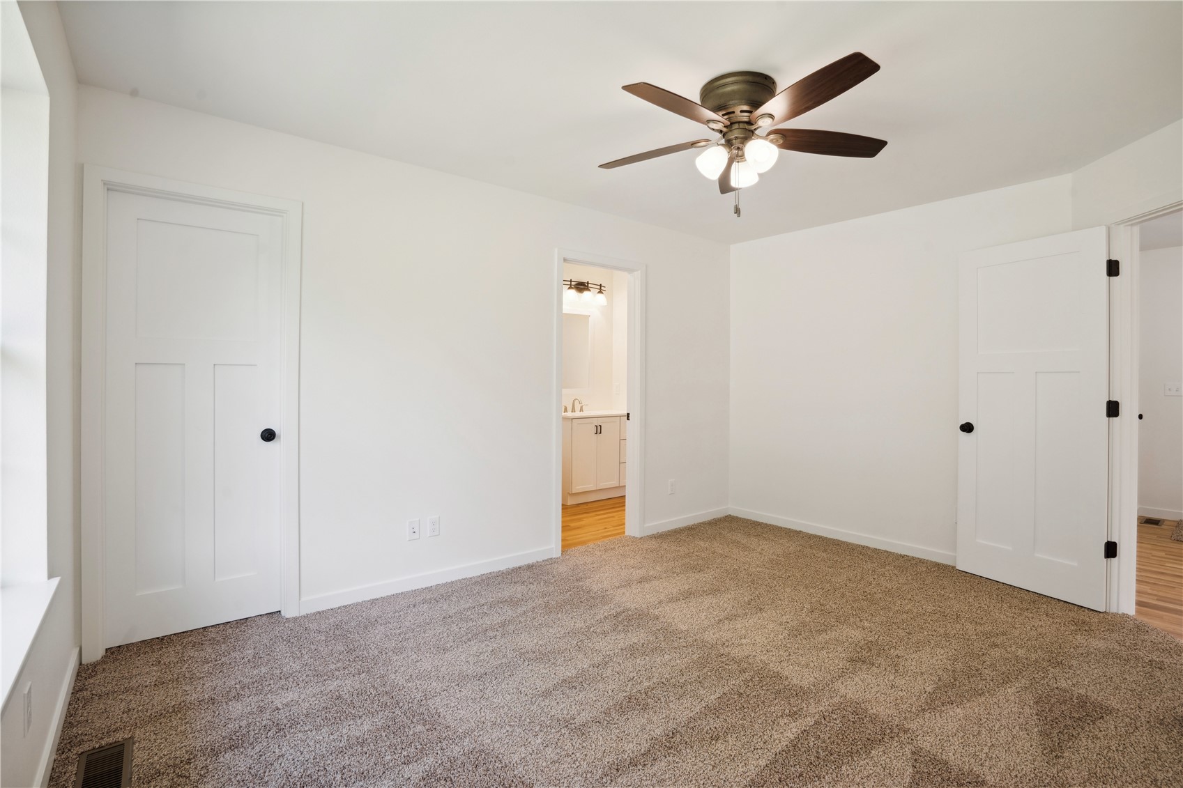 2026 Sugar Creek Drive NW Cedar Rapids IA 52405