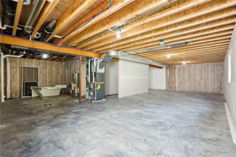 2026 Sugar Creek Drive NW Cedar Rapids IA 52405