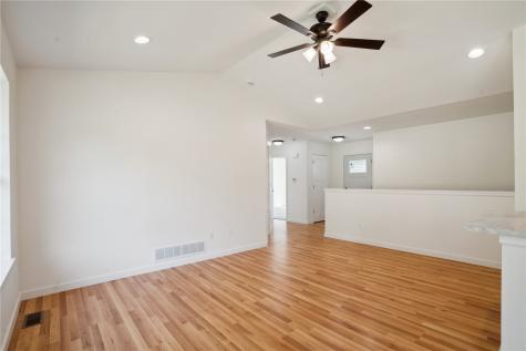 2026 Sugar Creek Drive NW Cedar Rapids IA 52405