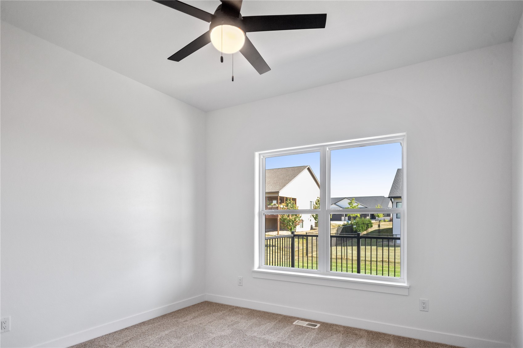 1388 Cardinal Drive Fairfax IA 52228