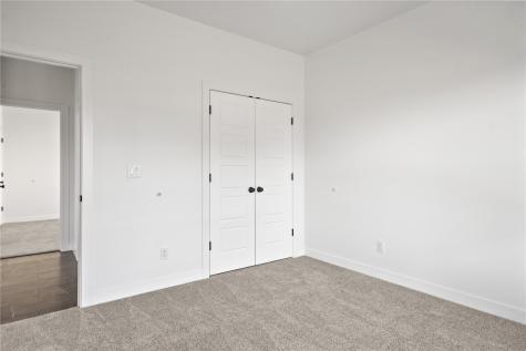 1388 Cardinal Drive Fairfax IA 52228