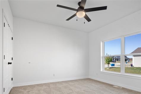 1388 Cardinal Drive Fairfax IA 52228
