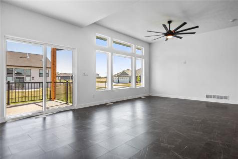 1388 Cardinal Drive Fairfax IA 52228