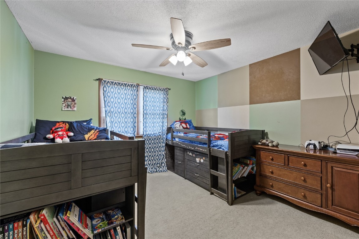 166 Sunrise Drive NW Cedar Rapids IA 52405