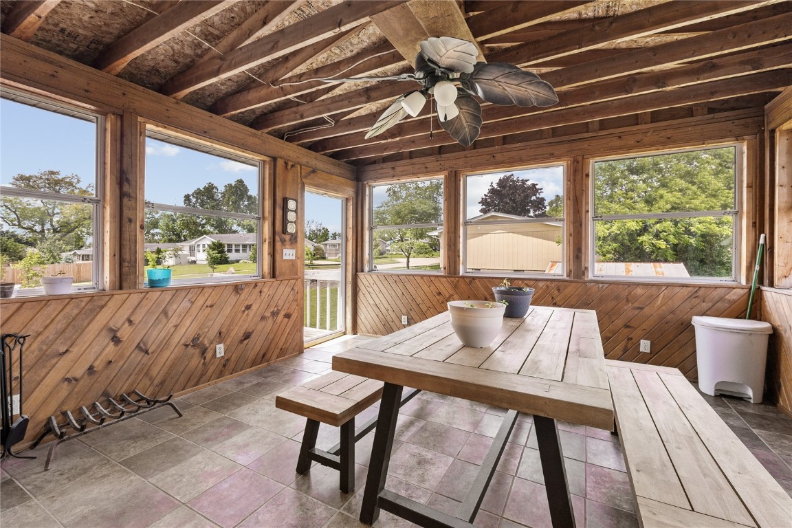 166 Sunrise Drive NW Cedar Rapids IA 52405