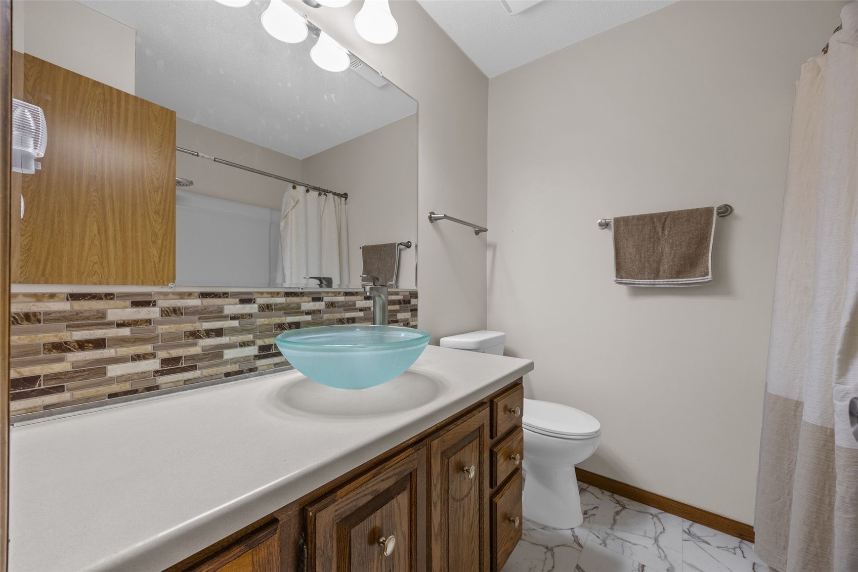 2023 Sandalwood Drive NE Cedar Rapids IA 52402