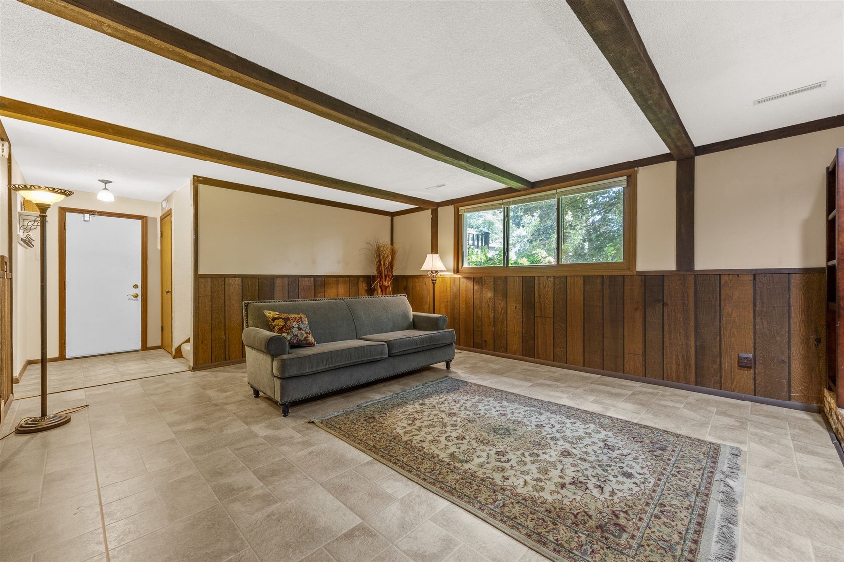 2023 Sandalwood Drive NE Cedar Rapids IA 52402