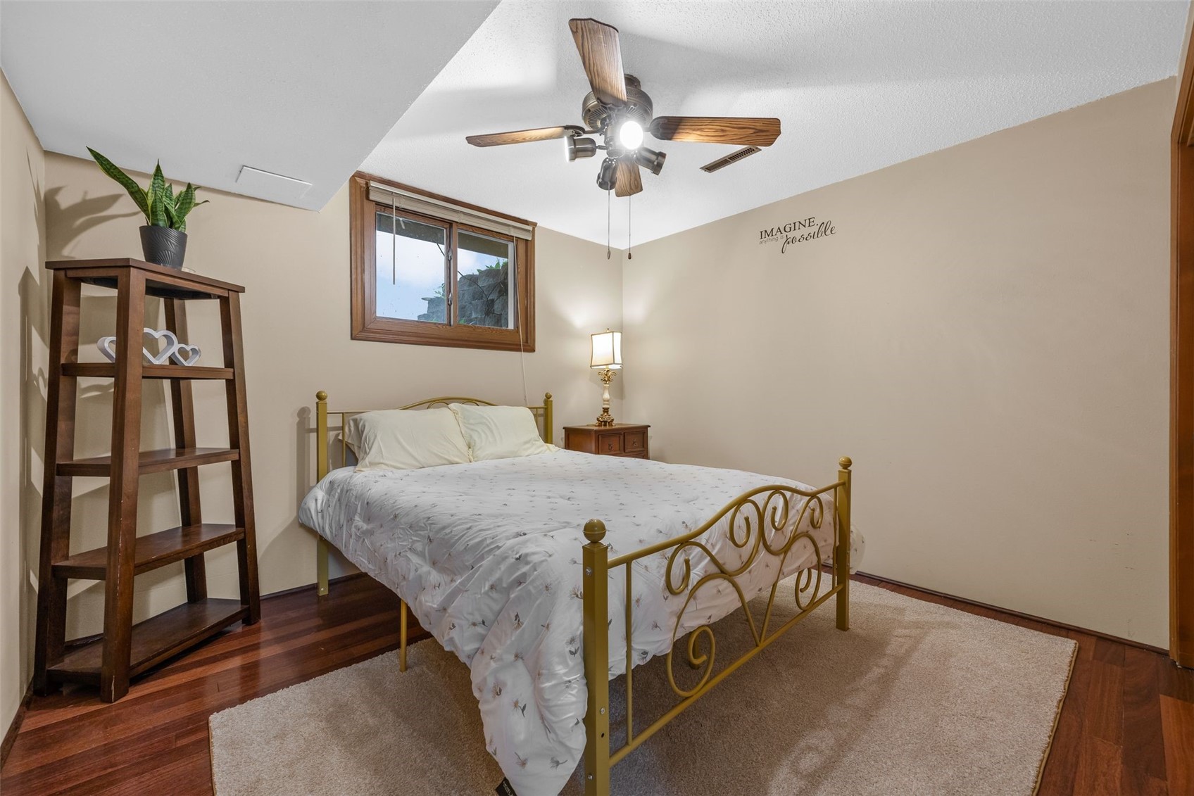 2023 Sandalwood Drive NE Cedar Rapids IA 52402