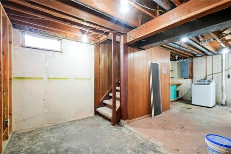 1535 Mcgowan Boulevard Marion IA 52302