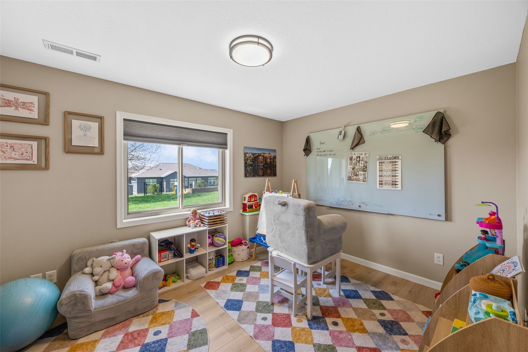 725 15th Avenue SW Mt Vernon IA 52314