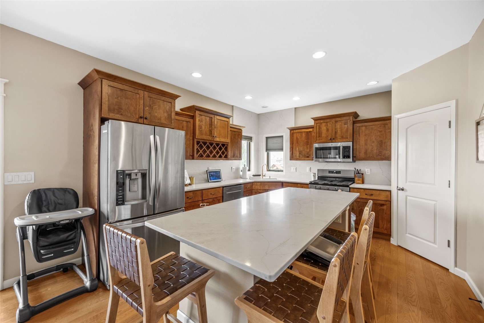 725 15th Avenue SW Mt Vernon IA 52314