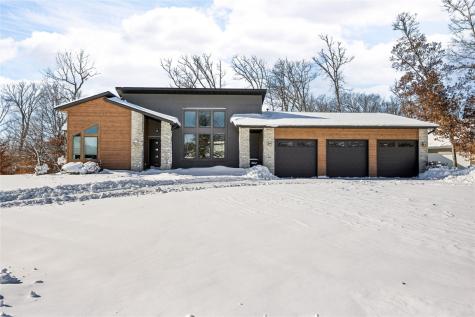 4807 Keystone Ridge SE Cedar Rapids IA 52403