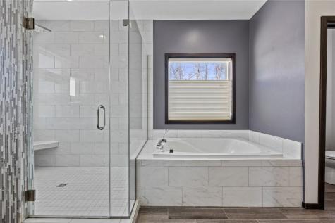 4807 Keystone Ridge SE Cedar Rapids IA 52403