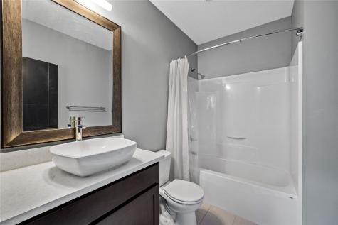 4807 Keystone Ridge SE Cedar Rapids IA 52403